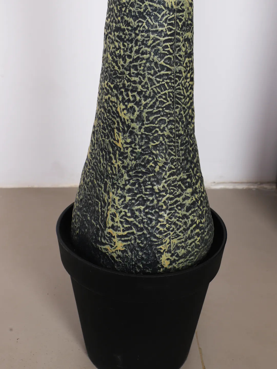 Artificial Bottle Yucca Plants in a Black Vase (230 cm Tall, Green)