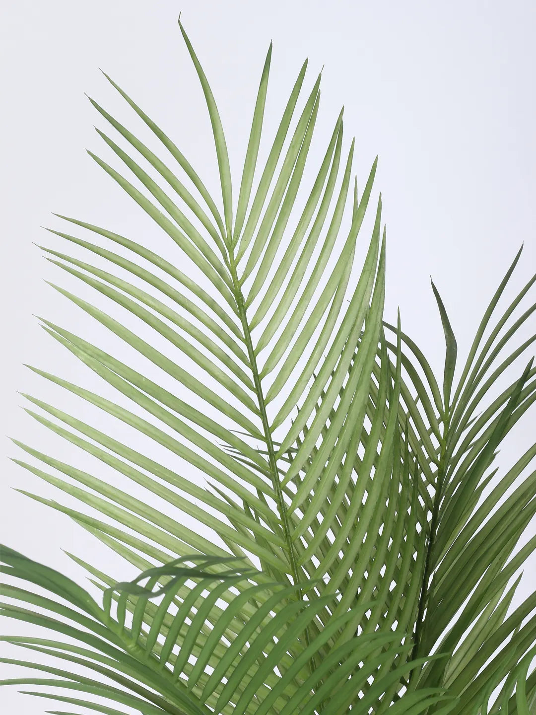 Artificial Lush Green Areca Palm Plant with Basic Black Pot - 4 Feet