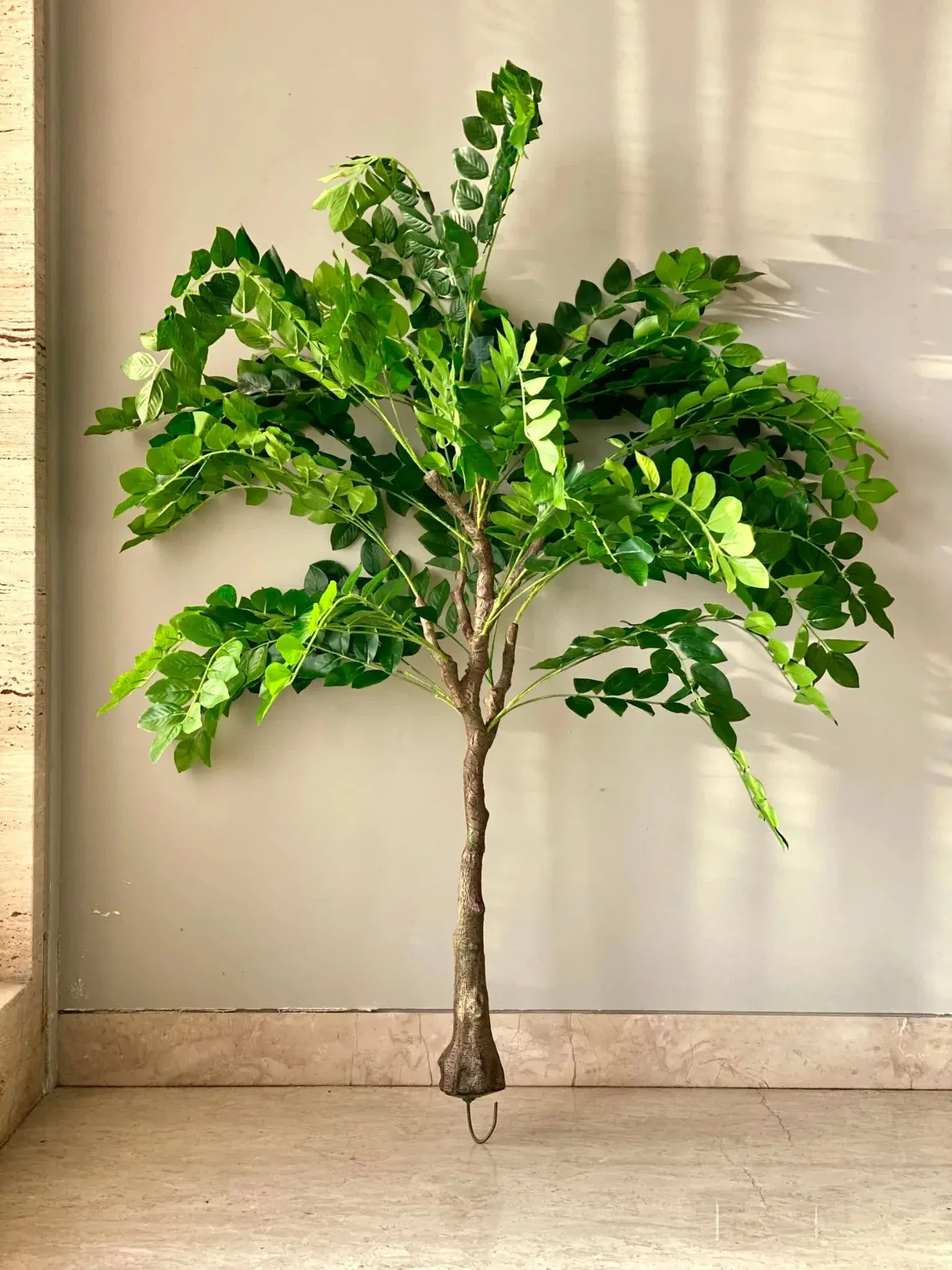 Artificial Drooping Evergreen Ficus Plant with Basic Black Pot - 120 cm Tall Green